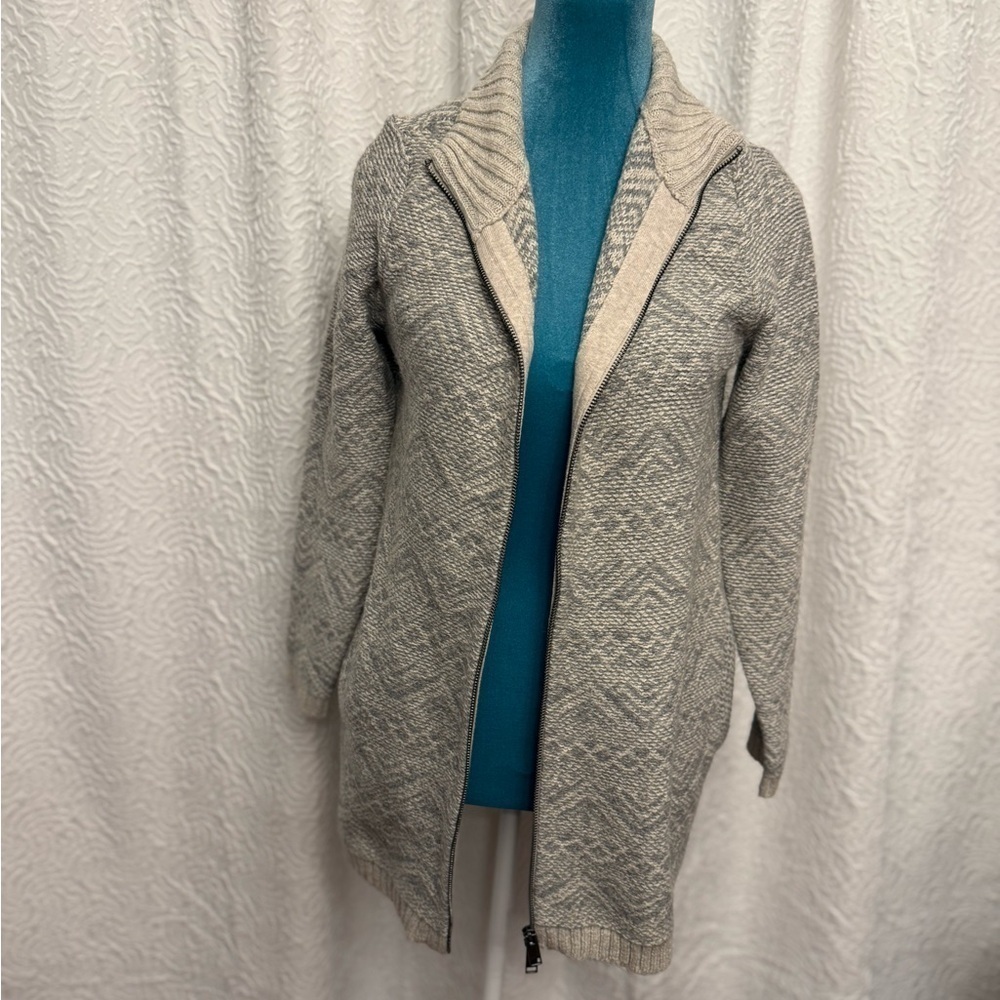 J Jill Women Sweater Medium Gray Fair
Isle Aztec Cardigan Knit Full Zip